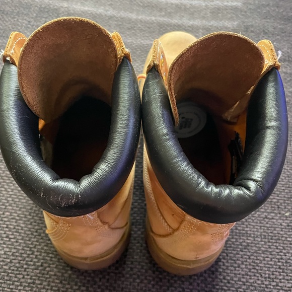 Timberlands - Picture 5 of 6